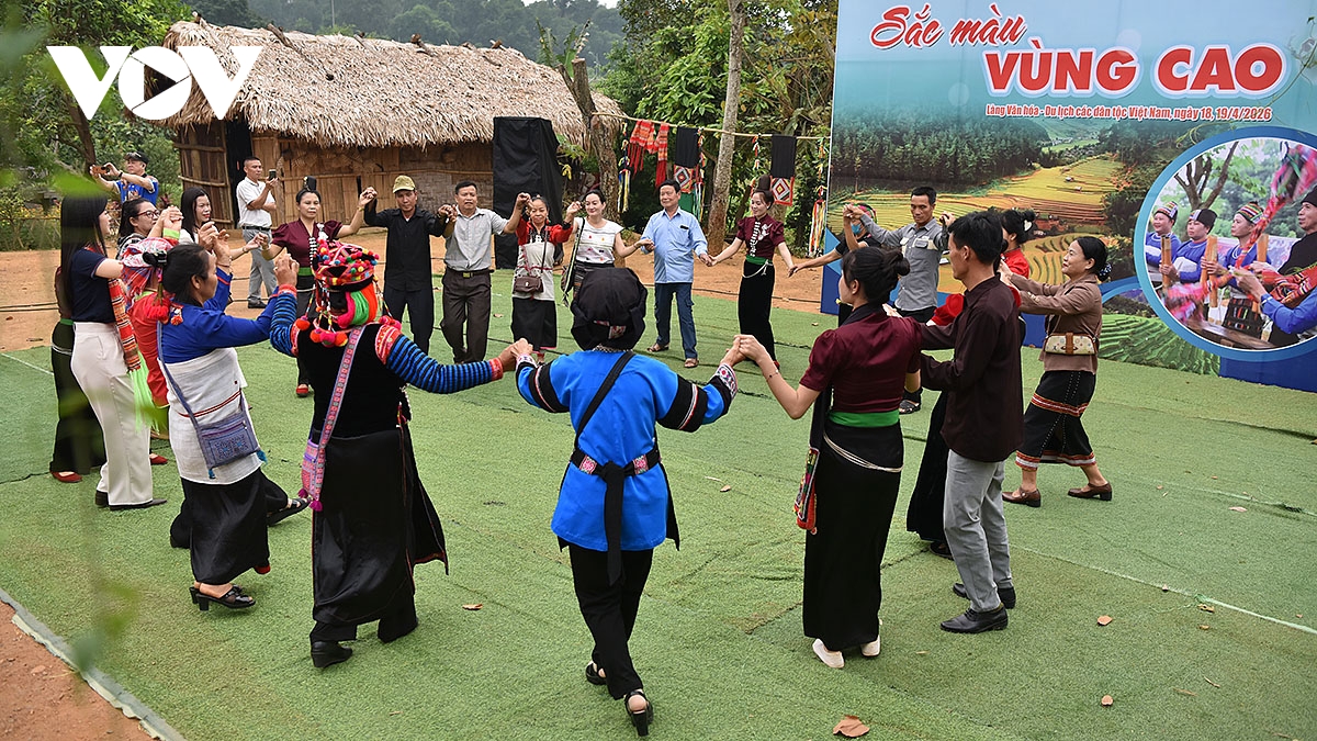 giao luu, lan toa gia tri van hoa dan toc tai ngoi nha chung hinh anh 1