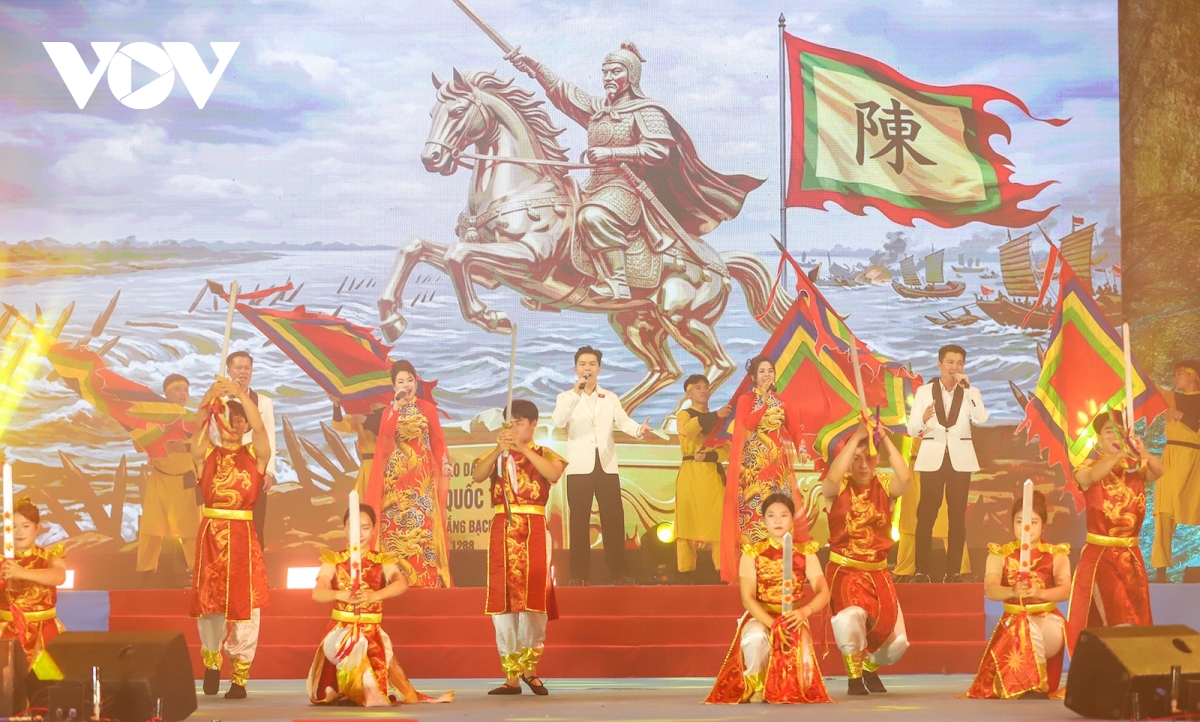 khai hoi truyen thong bach Dang ben dong song di san hinh anh 4