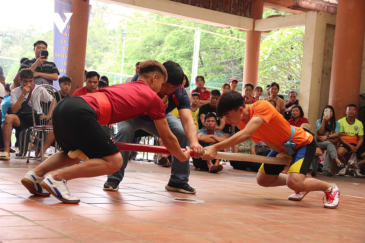 Da sac, da dang khong gian van hoa tai le hoi Den hung 2026 hinh anh 10
