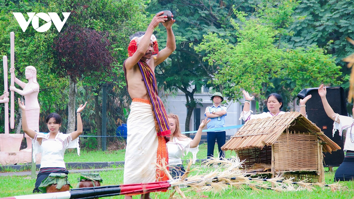 le mung lua moi cua nguoi chu ru song dong giua long ha noi hinh anh 10