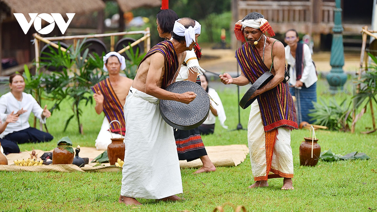 le mung lua moi cua nguoi chu ru song dong giua long ha noi hinh anh 16