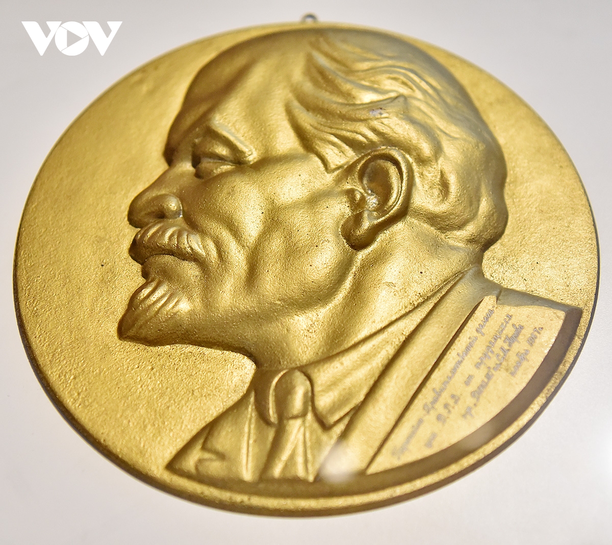 trung bay 156 tac pham nhan dip nhan ky niem 156 nam ngay sinh lanh tu v.i. lenin hinh anh 14