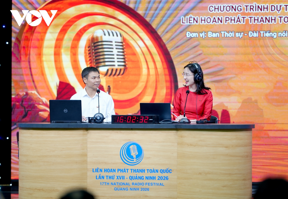 kich tinh tung giay thi phat thanh truc tiep, khong co cho cho sai sot hinh anh 14