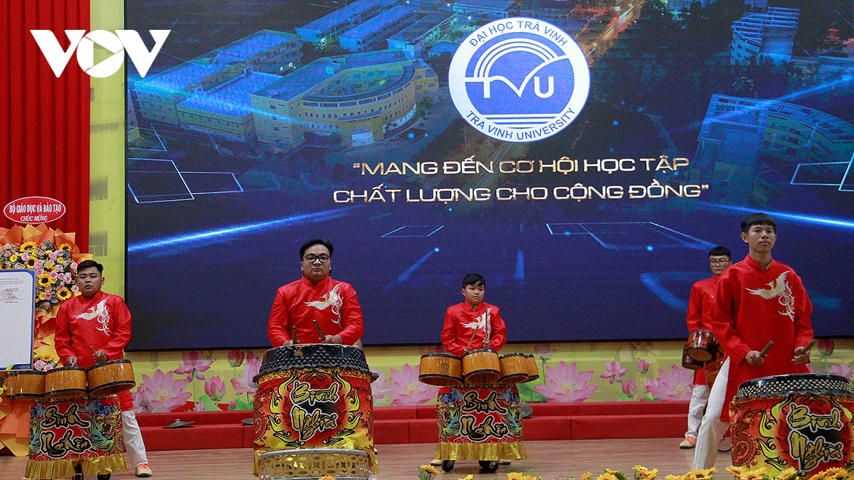 Dai hoc tra vinh chinh thuc thuoc he thong giao duc dai hoc viet nam hinh anh 3