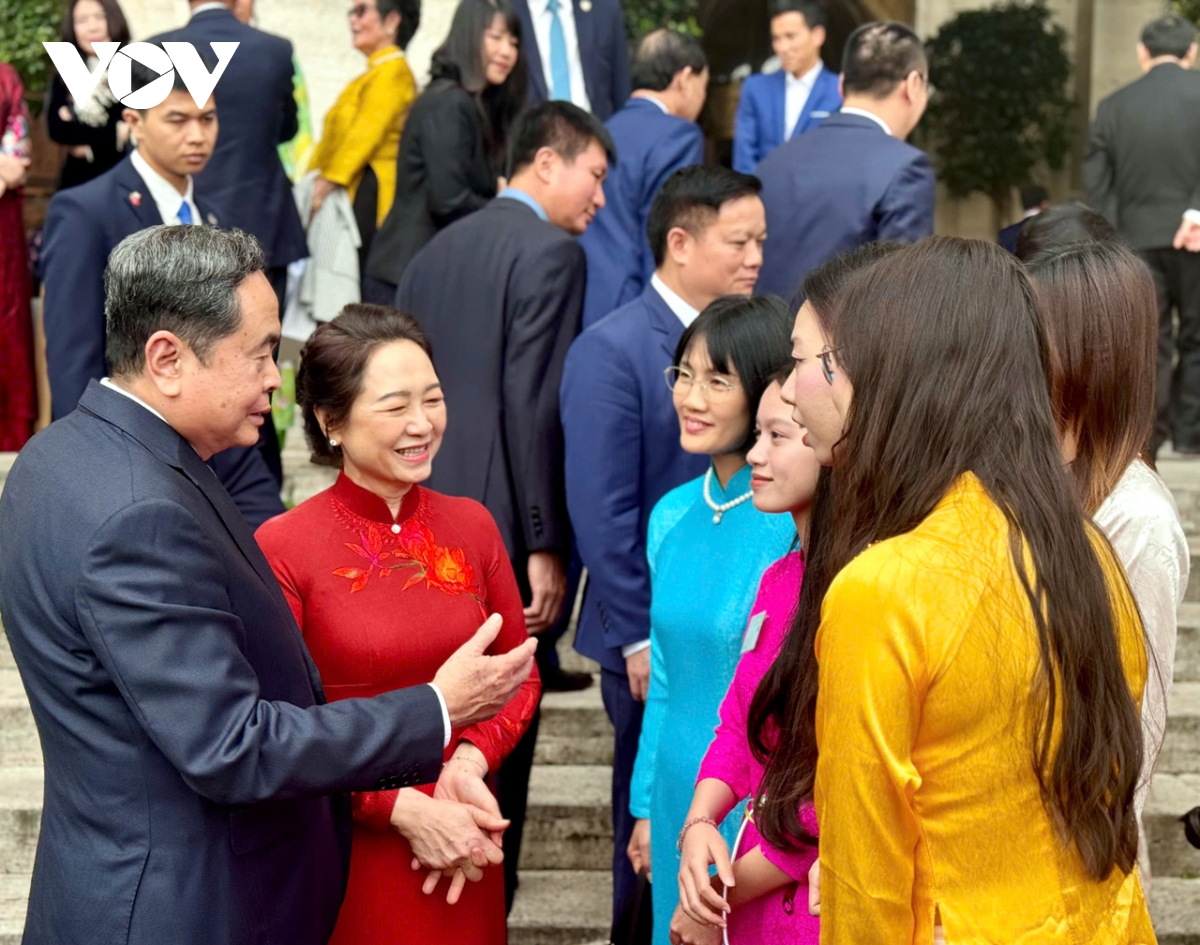 chu tich quoc hoi to quoc doi theo va tu hao ve nguoi con viet nam xa xu hinh anh 4