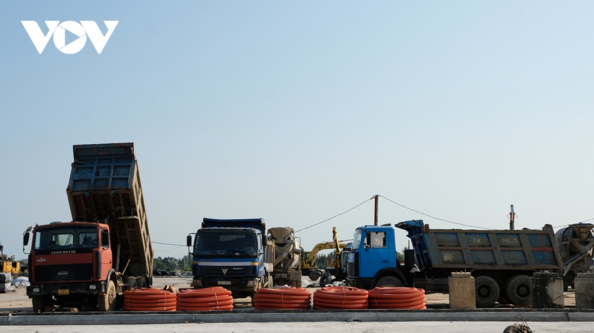 quang ngai day nhanh tien do thi cong du an cang ca tinh hoa hinh anh 2