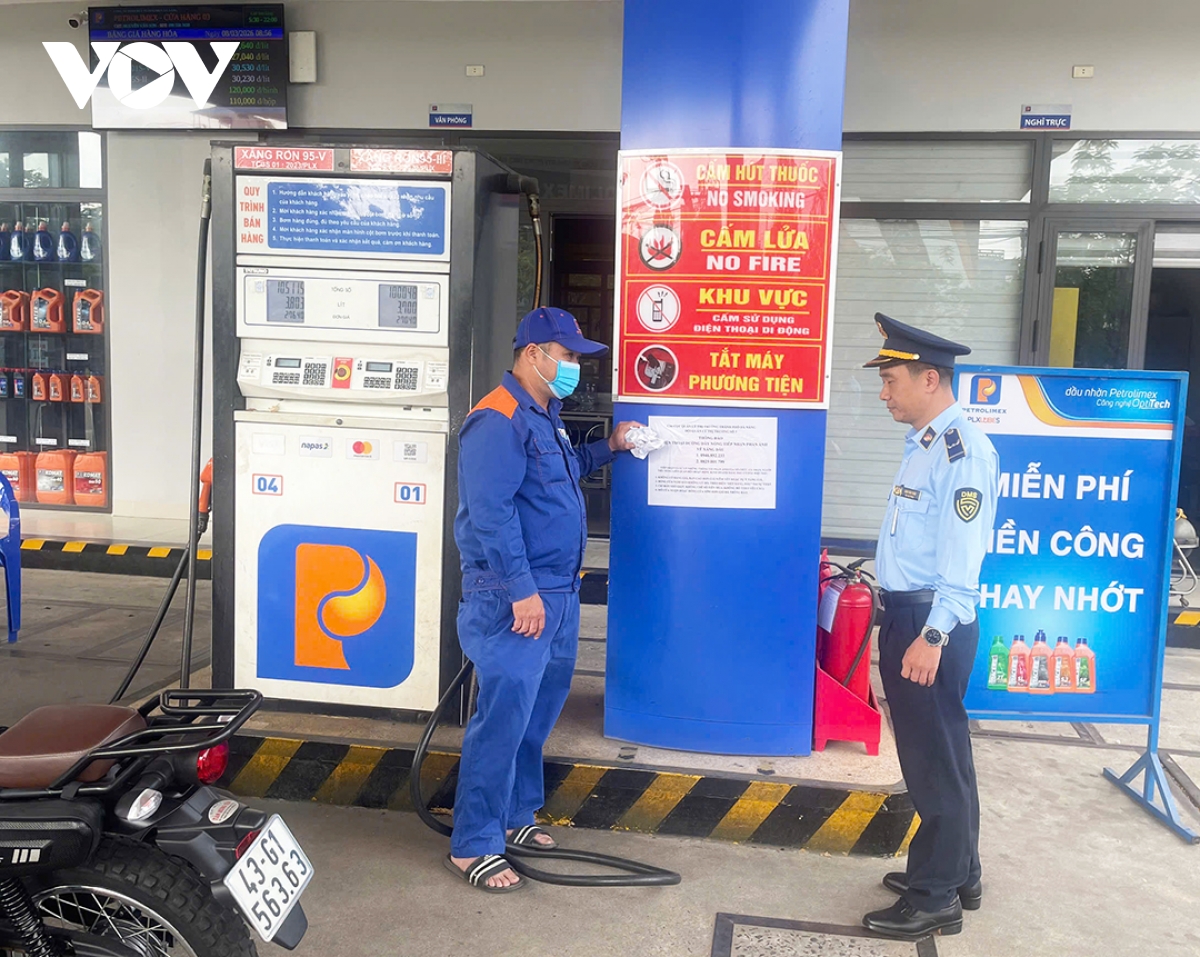 Giảm thuế xăng dầu về 0% - đòn bẩy bình ổn giá xăng dầu