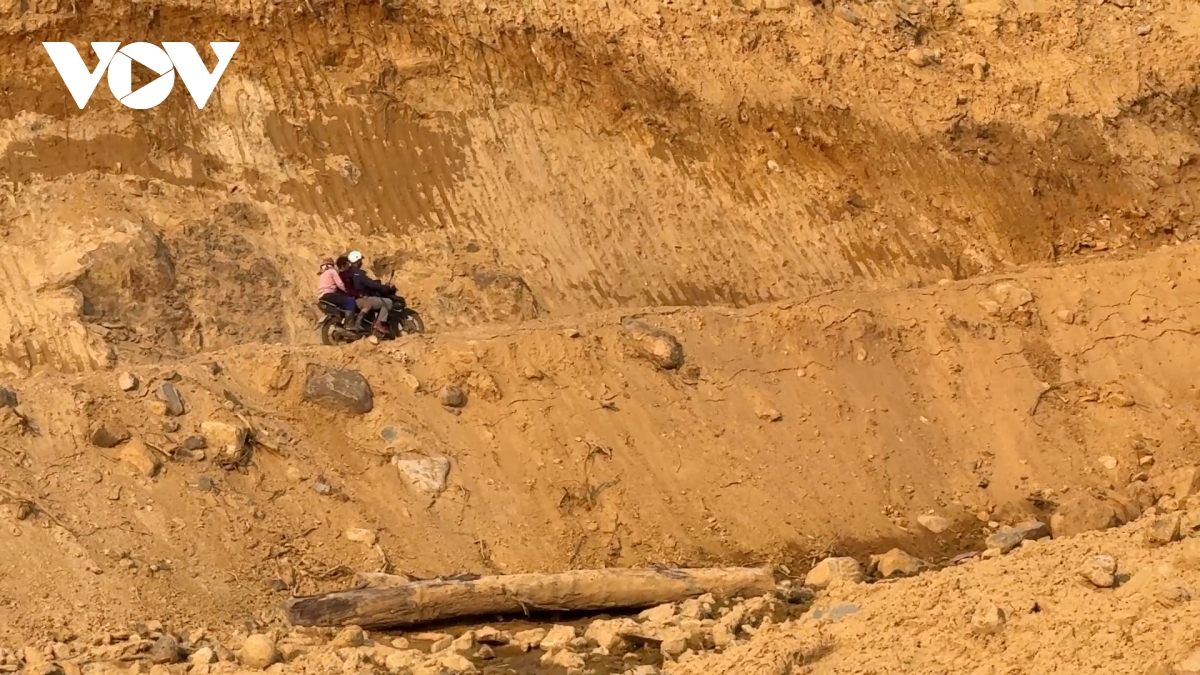 mien nui Da nang sau thien tai Duong tam, nha tam noi lo khong the tam hinh anh 6