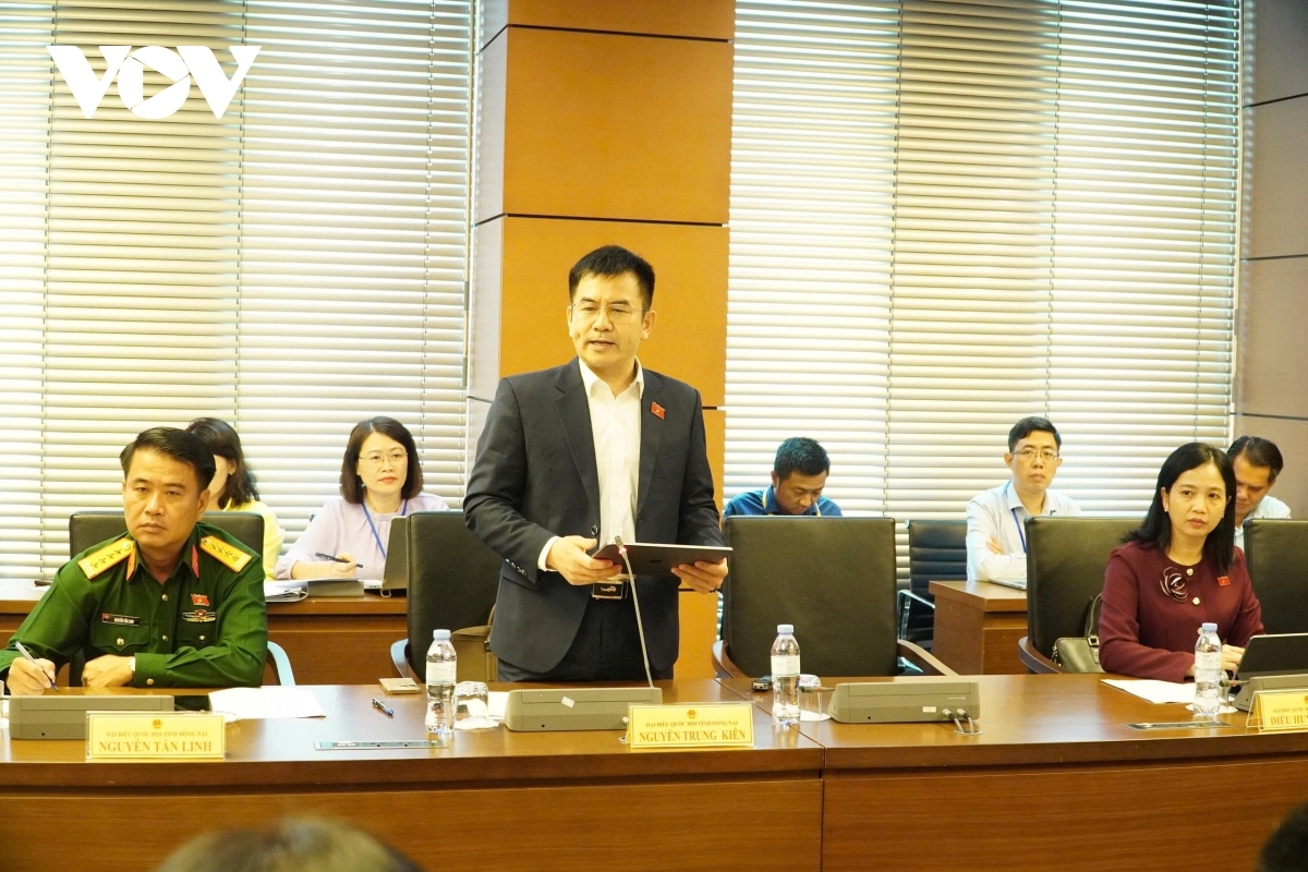 sua luat thu do De xuat coi troi cho can bo dam nghi, dam lam hinh anh 3