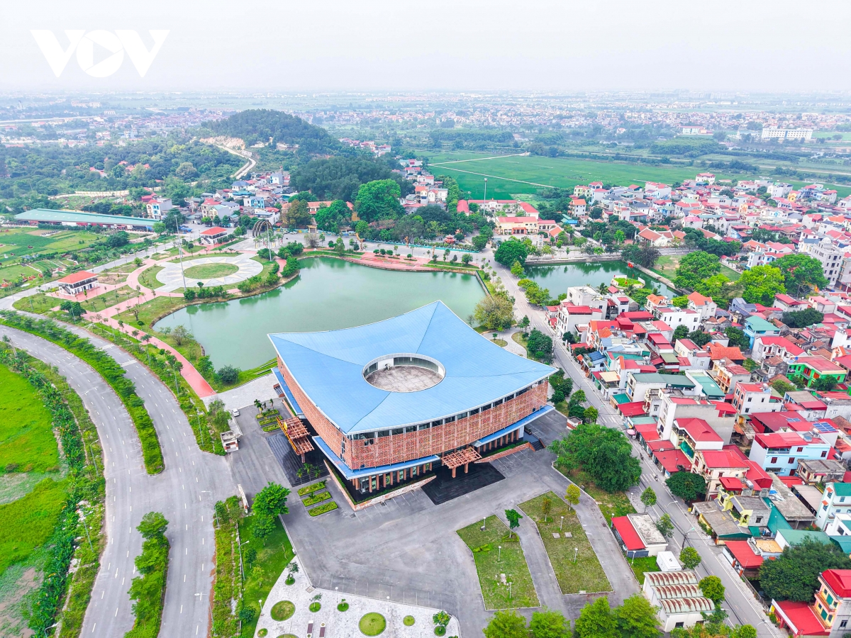 can canh nha hat dan ca quan ho o bac ninh hon 241 ty dong xuong cap tram trong hinh anh 1