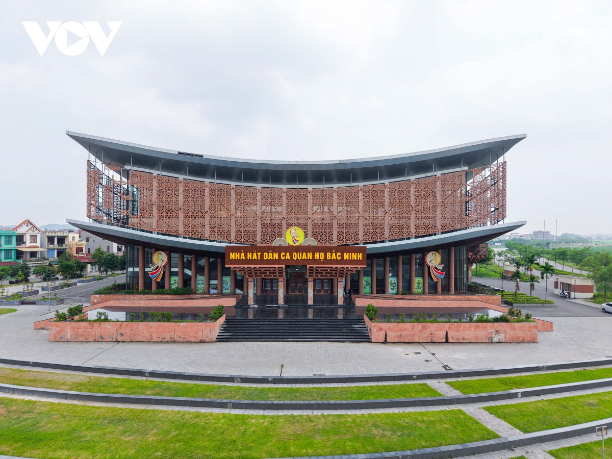 can canh nha hat dan ca quan ho o bac ninh hon 241 ty dong xuong cap tram trong hinh anh 2