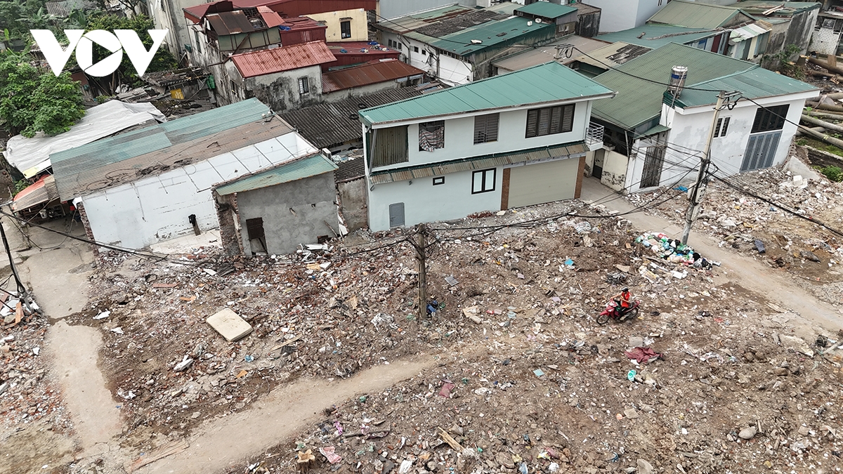 nha sieu mong, sieu meo xuat hien tren tuyen duong moi o hoang mai hinh anh 3