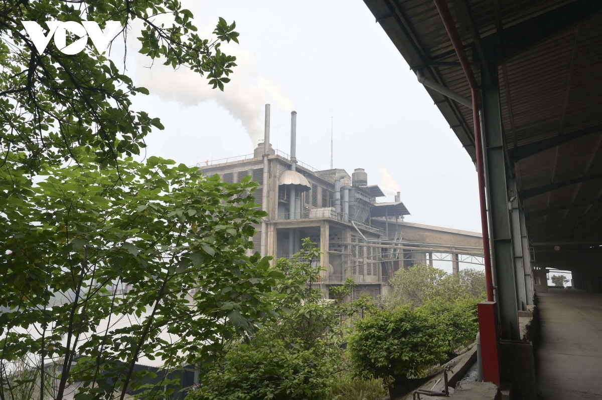 Dien mat troi mai nha tai lao cai loi giai xanh can tu duy thuc chat hinh anh 3