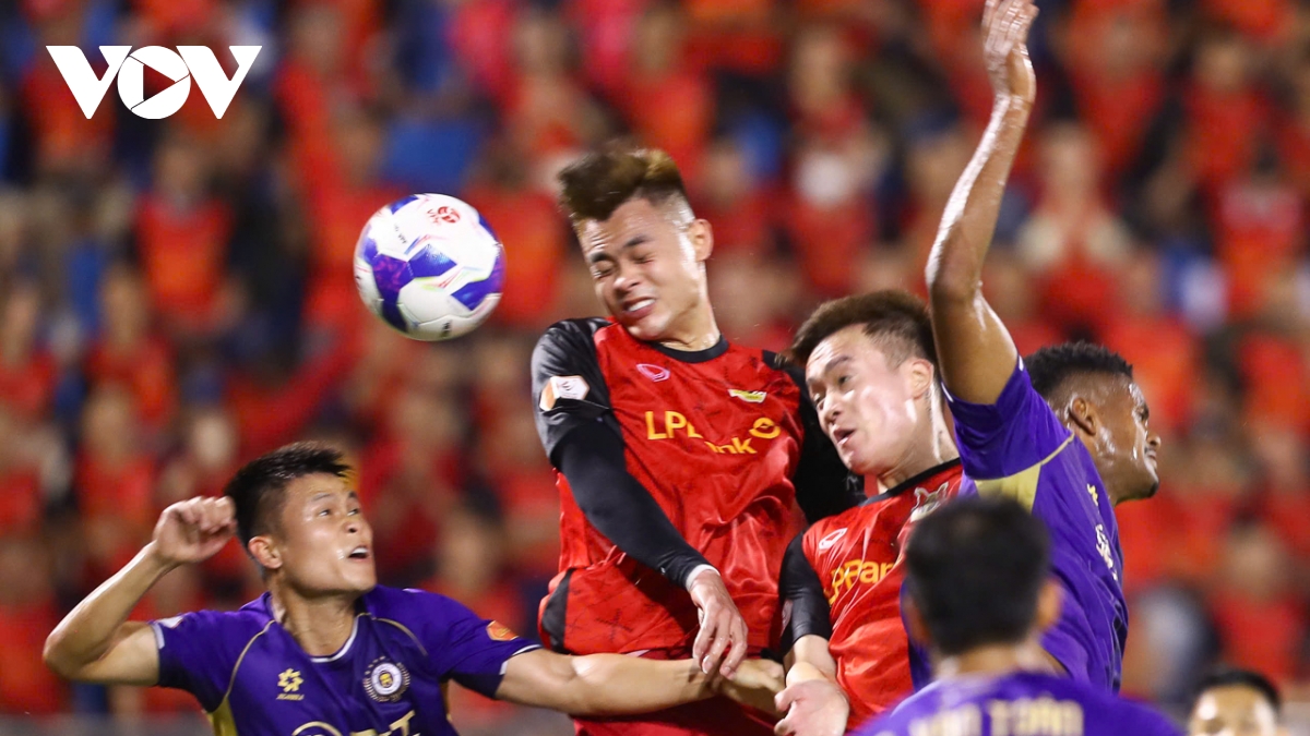 the cong viettel vs ninh binh tam diem tu nhung nguoi tro lai hinh anh 1