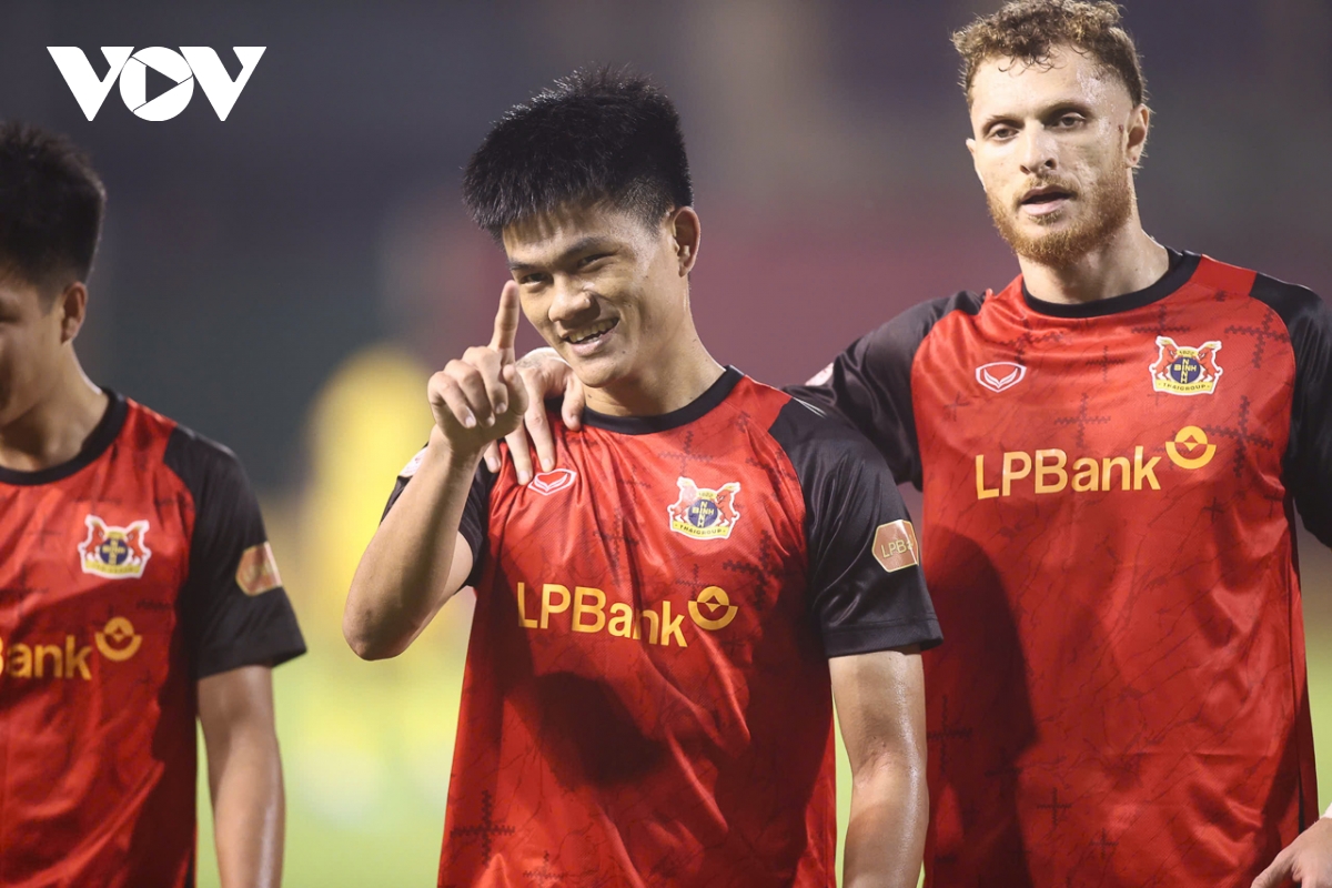 truc tiep ninh binh 3-0 pvf-cand Doi chu nha co them ban thang hinh anh 5