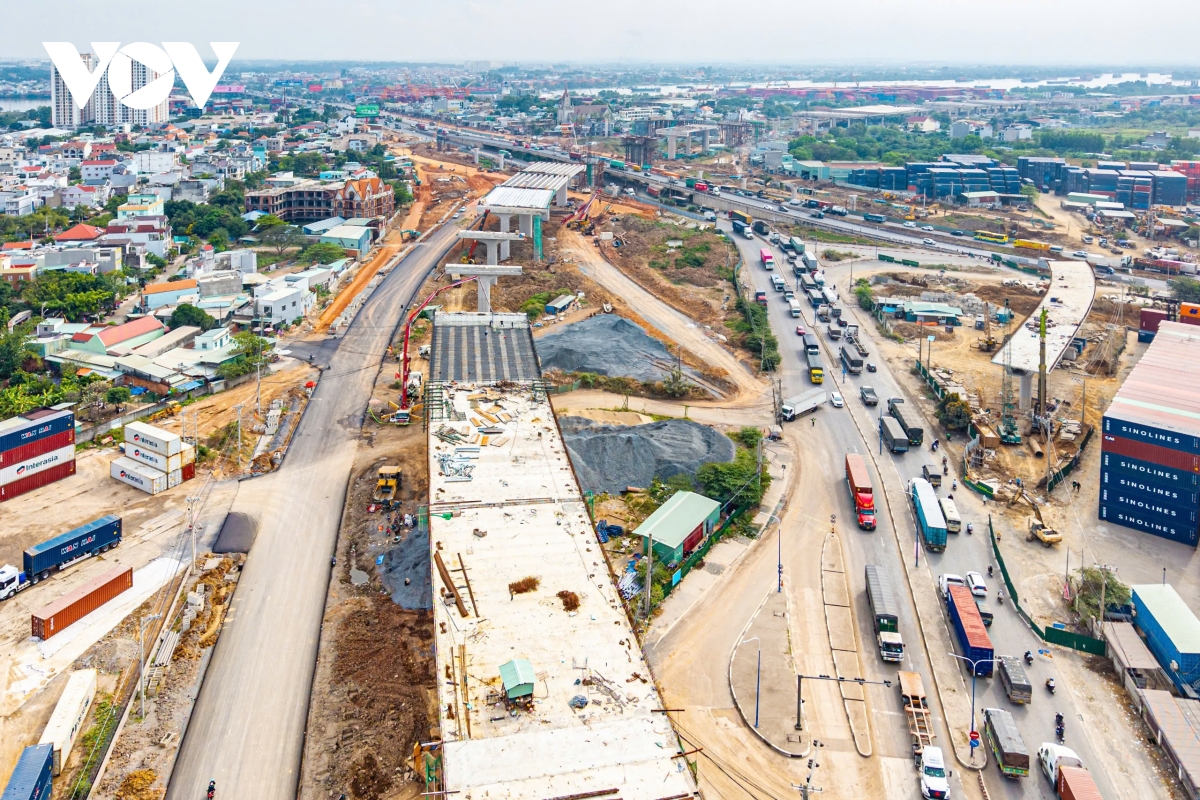 toan canh nut giao tan van lon nhat vanh dai 3 tp.hcm dang ve dich hinh anh 13