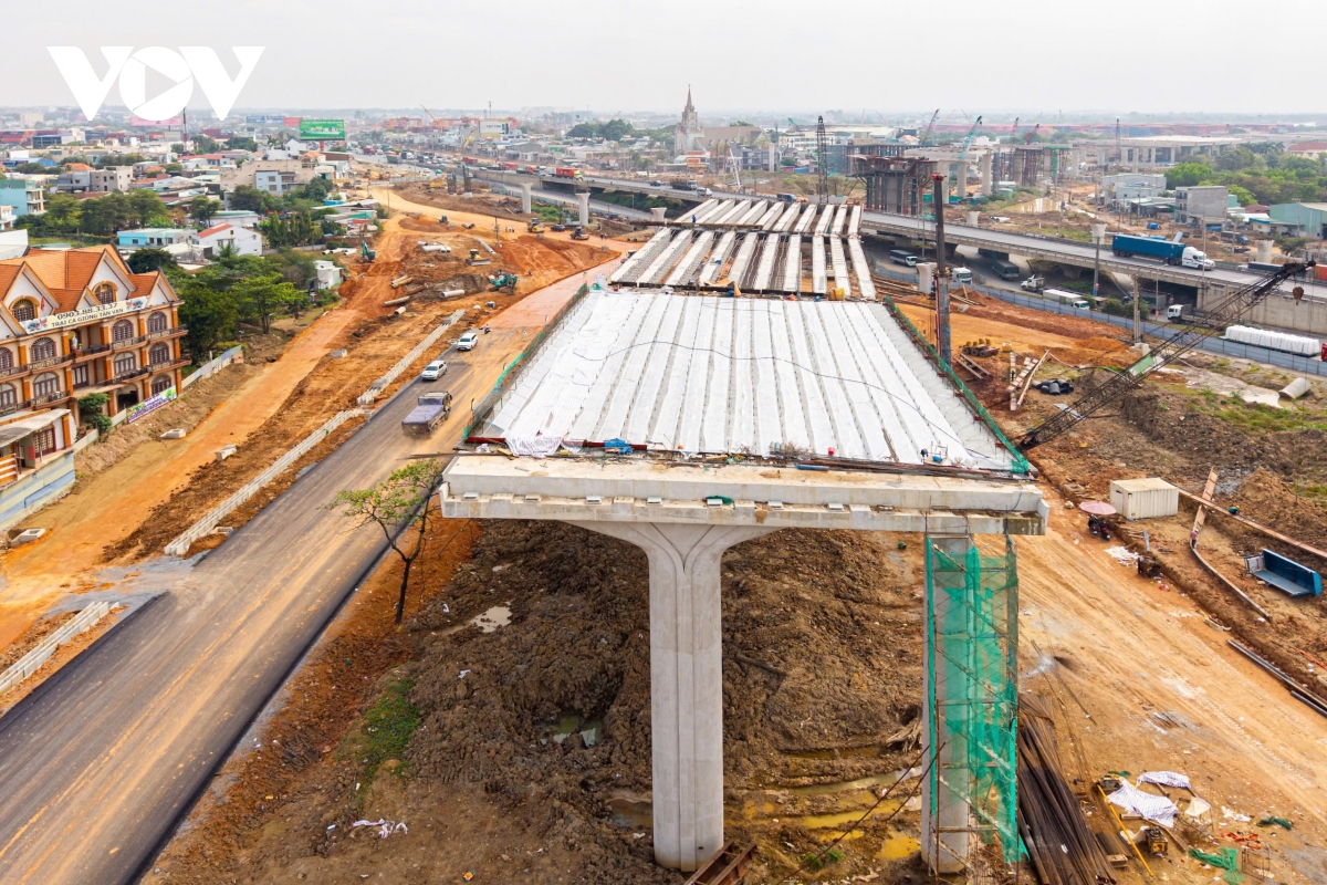 toan canh nut giao tan van lon nhat vanh dai 3 tp.hcm dang ve dich hinh anh 5