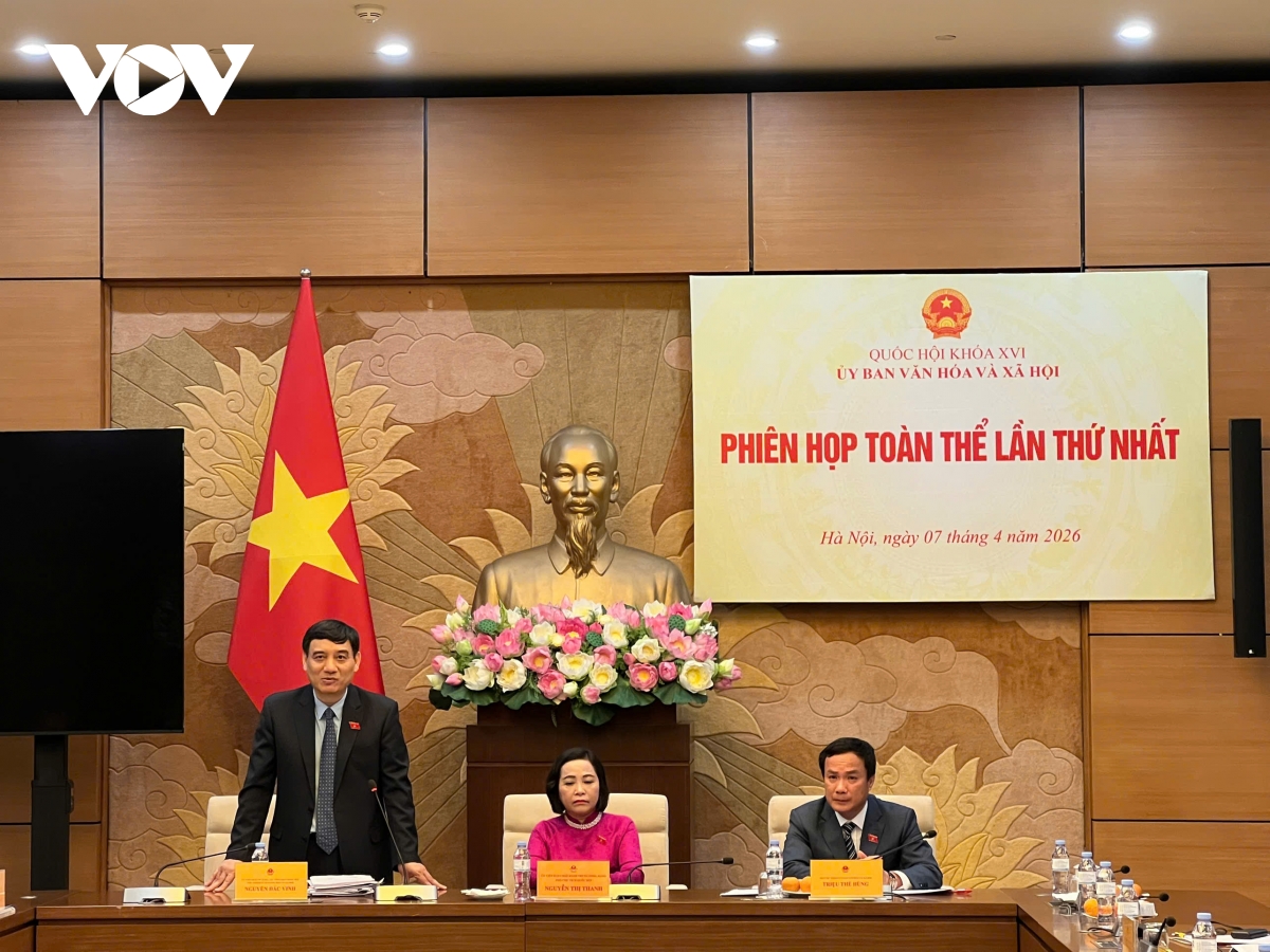 Uy ban van hoa va xa hoi to chuc phien hop toan the lan thu nhat hinh anh 3