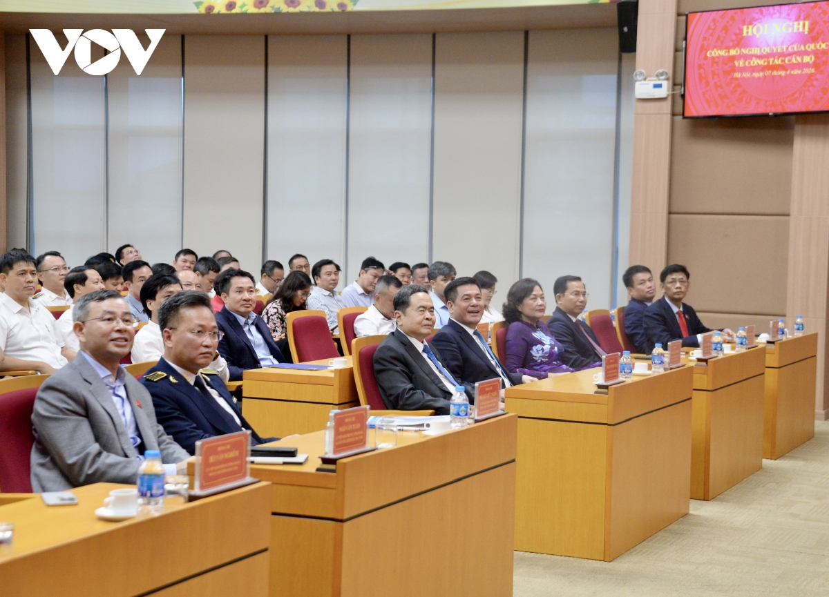 trao nghi quyet cua quoc hoi bau ong nguyen huu nghia giu chuc tong kiem toan nn hinh anh 1