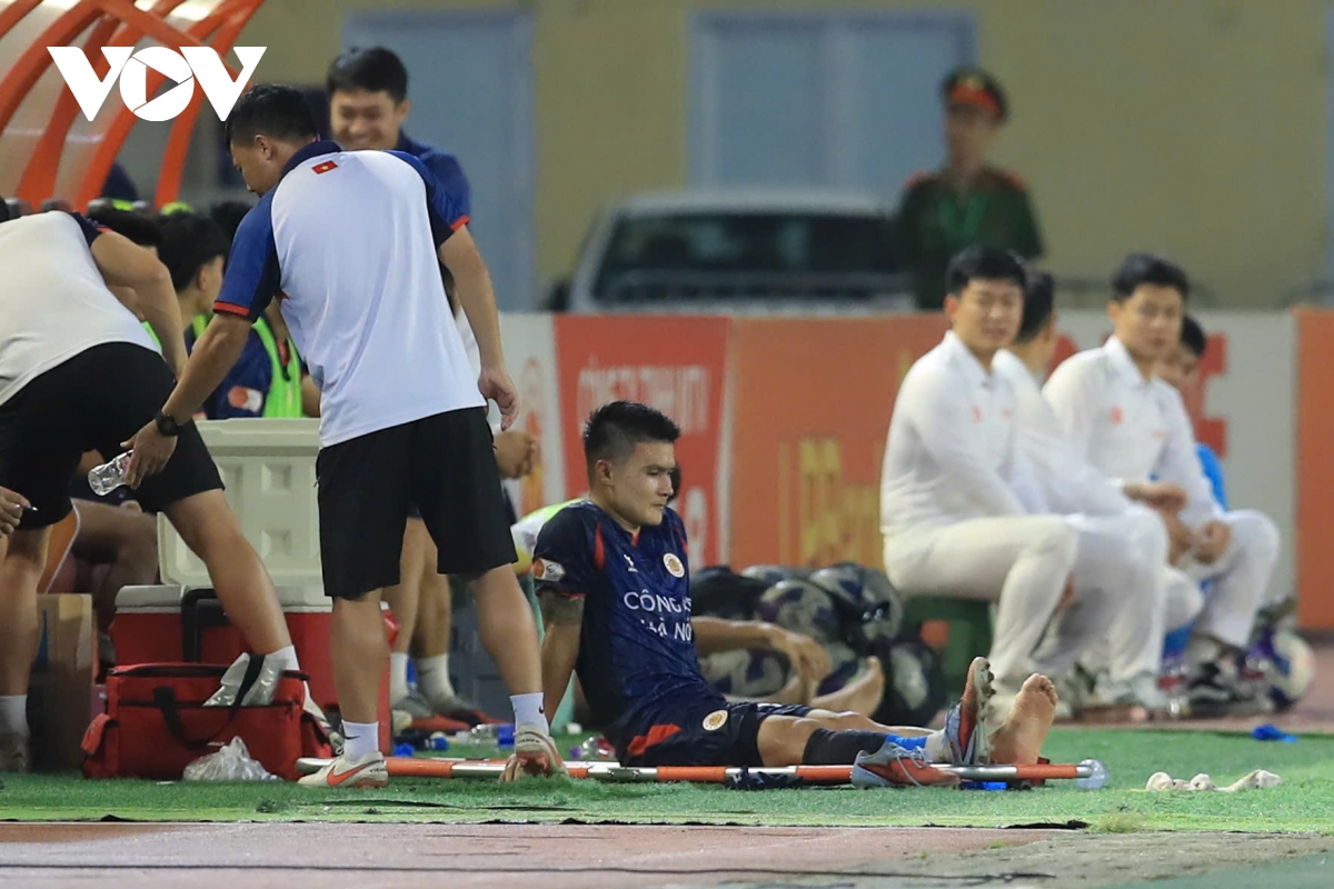 hang loat tuyen thu viet nam nem trai dang khi tro lai v-league hinh anh 2