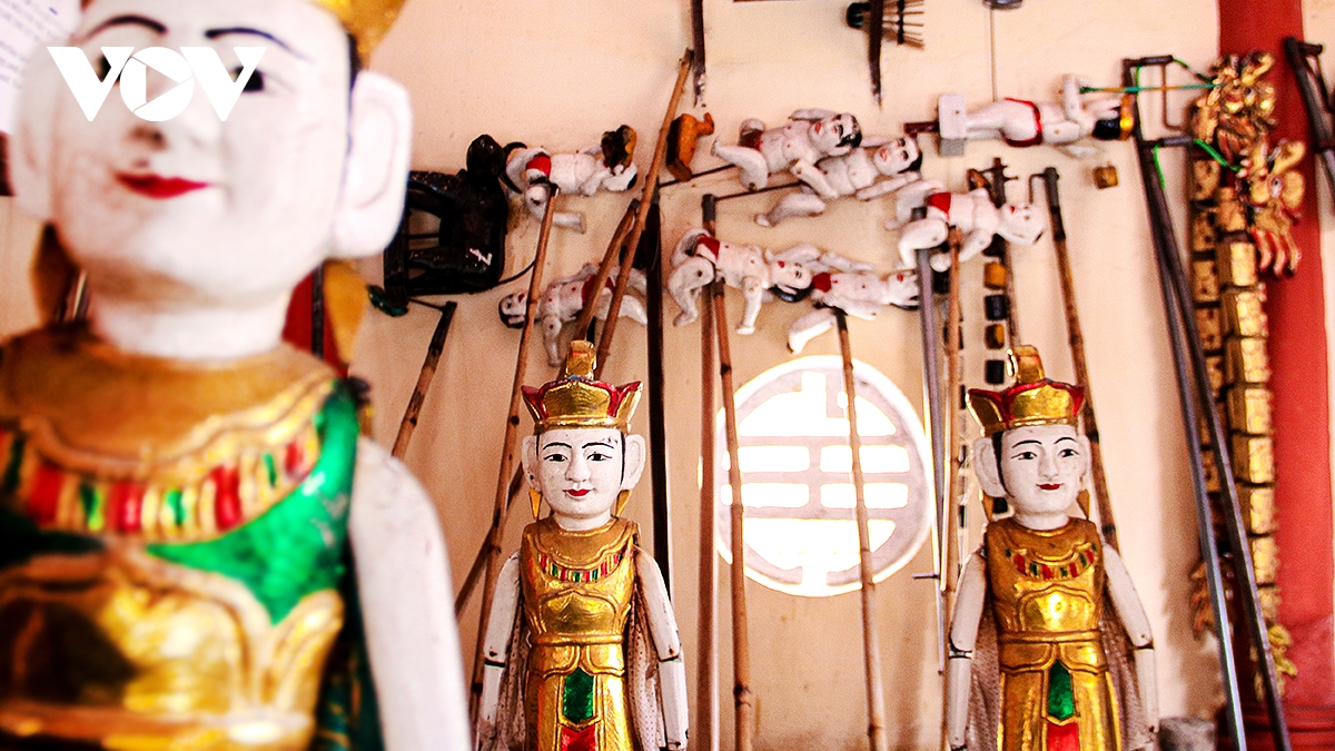 nhoc nhan giu lua phuong roi nuoc hong phong khi thuy dinh lang song hinh anh 16