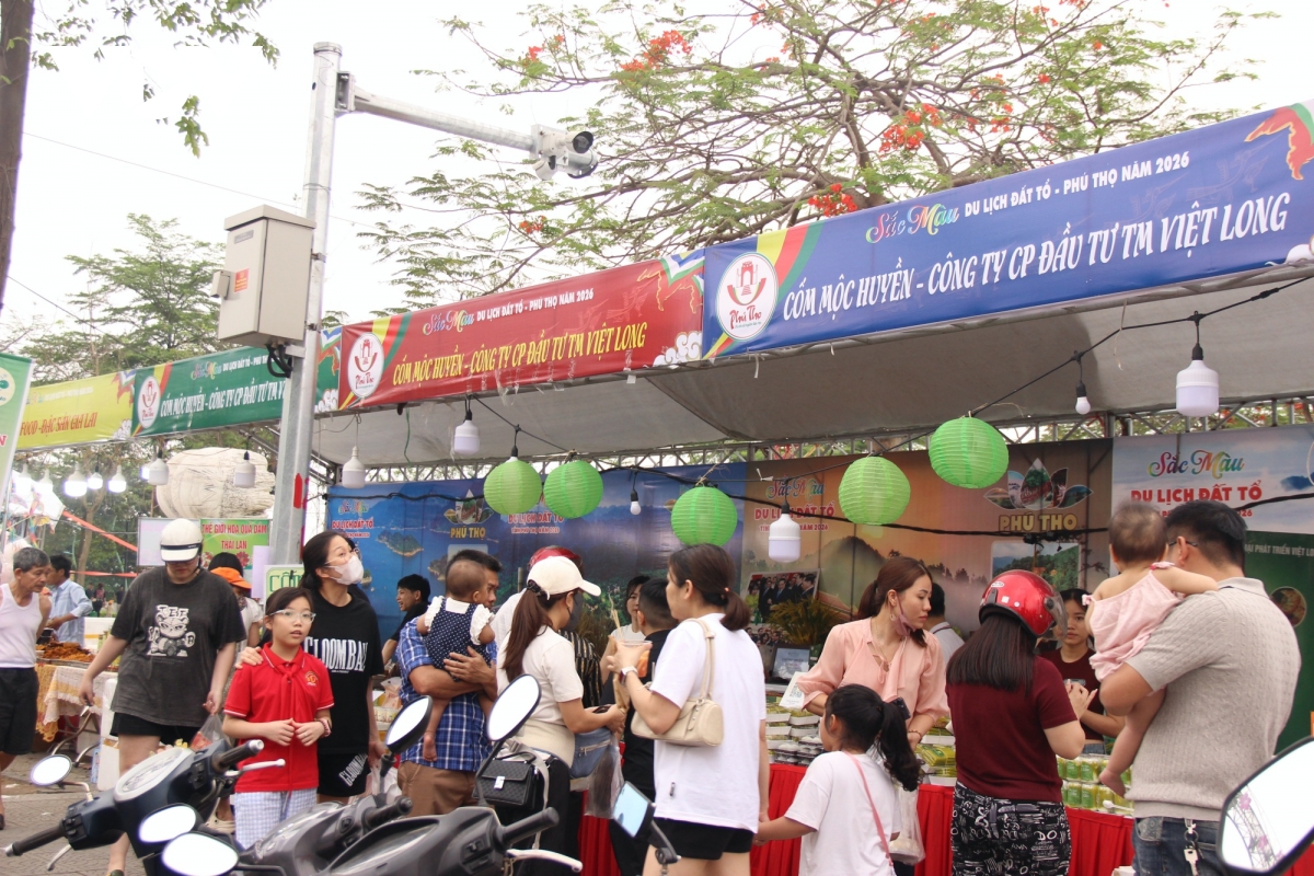 tap nap du khach trai nghiem sac mau du lich Dat to nam 2026 hinh anh 12