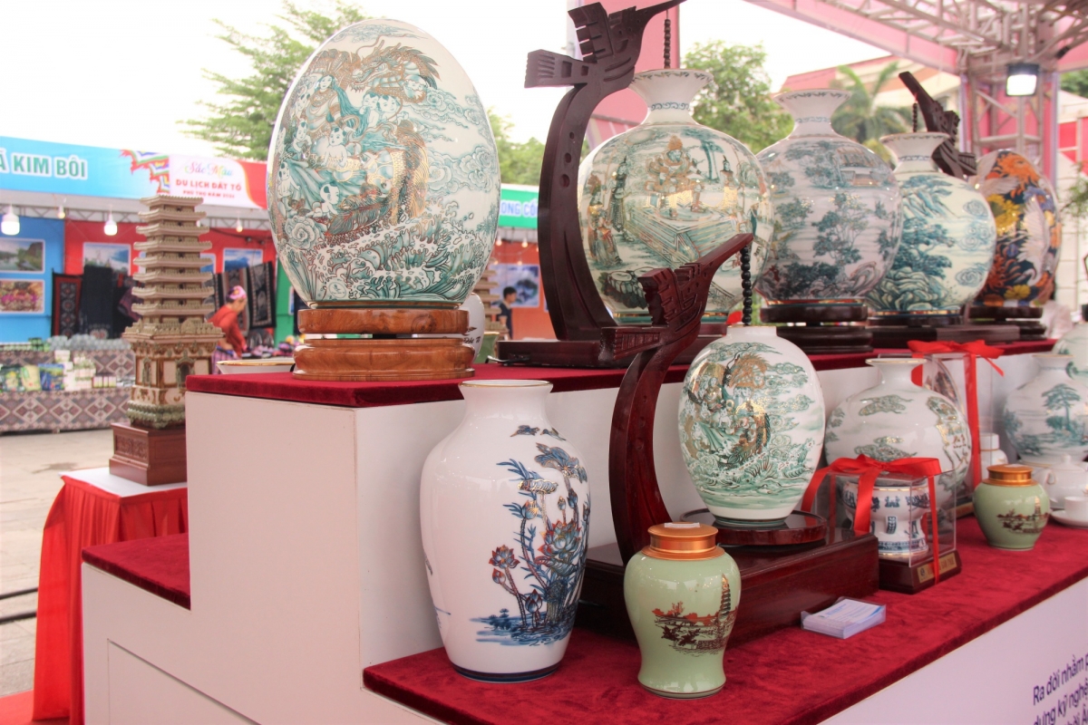 tap nap du khach trai nghiem sac mau du lich Dat to nam 2026 hinh anh 5