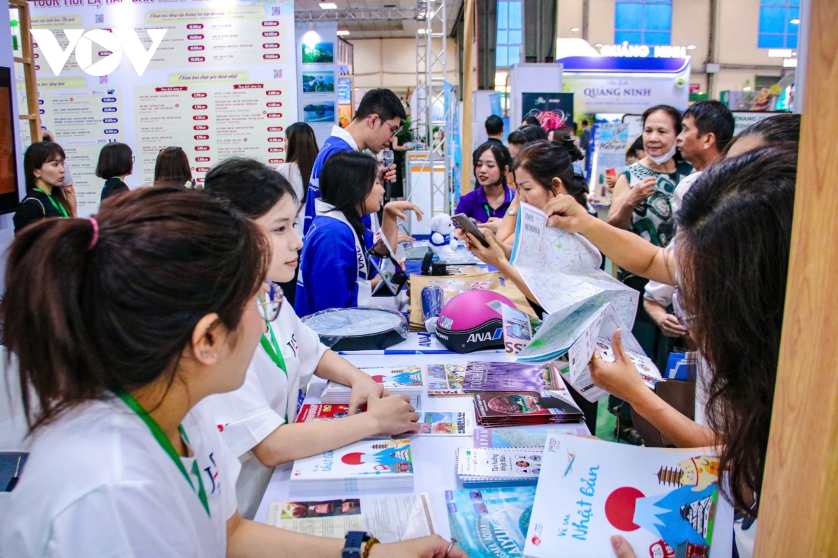 du khach do ve hoi cho du lich vitm 2026 trong ngay cuoi tuan hinh anh 16