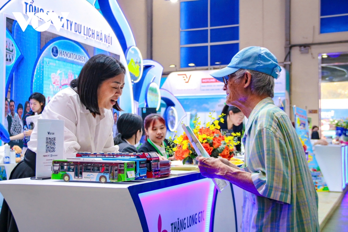 du khach do ve hoi cho du lich vitm 2026 trong ngay cuoi tuan hinh anh 3