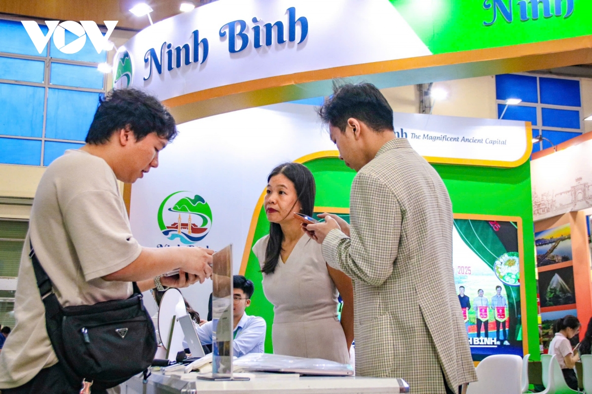 du khach do ve hoi cho du lich vitm 2026 trong ngay cuoi tuan hinh anh 4