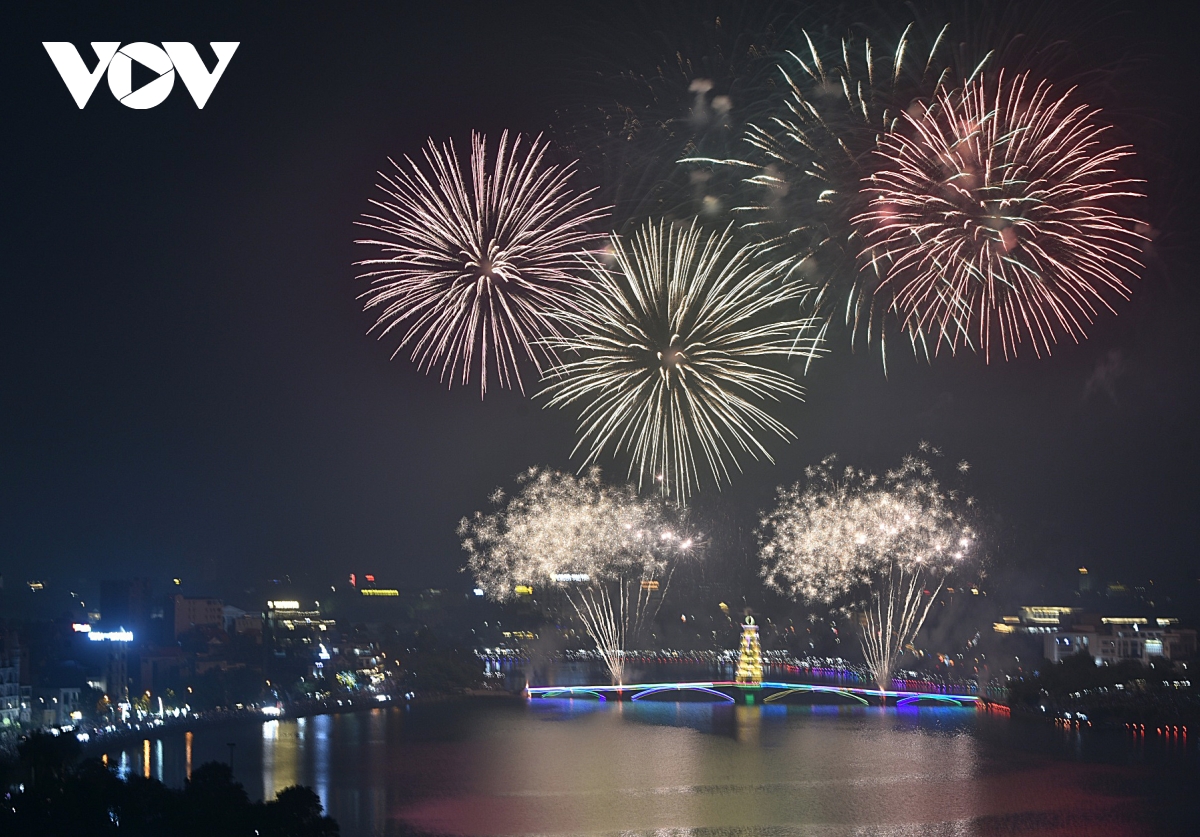 man nhan man phao hoa tai viet tri dip gio to hung vuong 2026 hinh anh 11