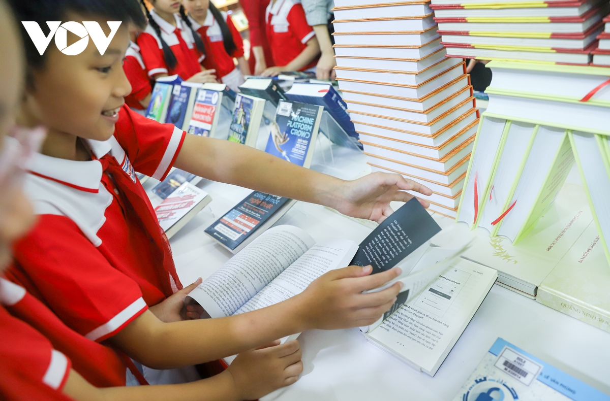 dung cong nghe so lan toa van hoa doc hinh anh 2