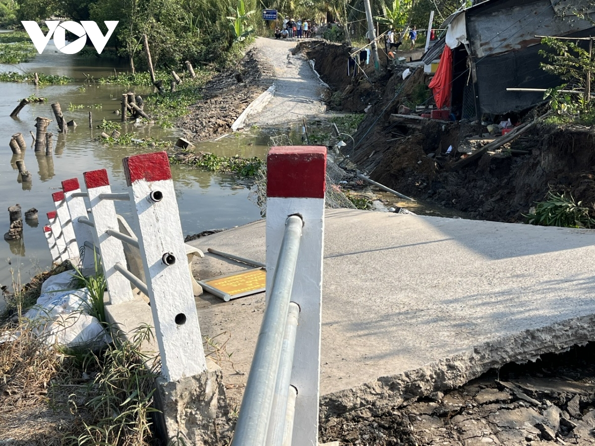 sat lo ven song phu an de doa cuoc song, nha o cua nhieu ho dan tai Dong thap hinh anh 1