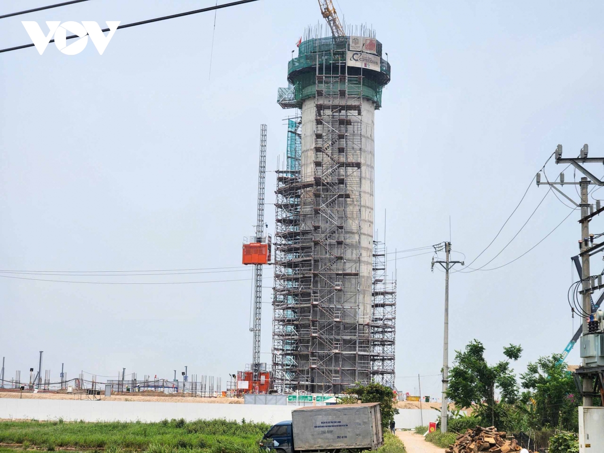 can canh hien trang dai cong truong du an san bay gia binh o bac ninh hinh anh 2