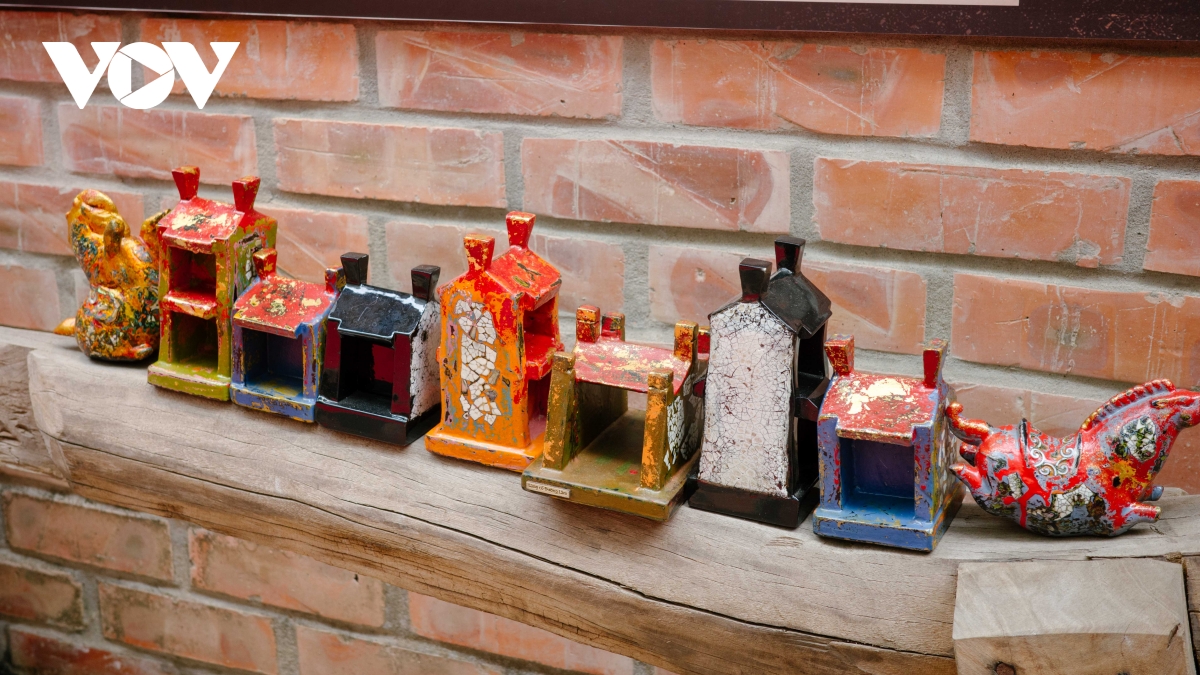 son mai viet nhung lop thoi gian duoc mai lo hinh anh 6