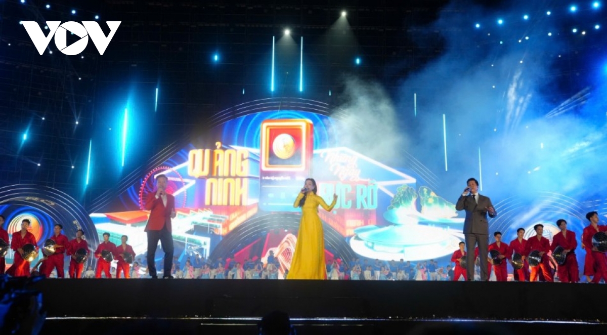 spectacular performances open 17th national radio festival in quang ninh picture 8