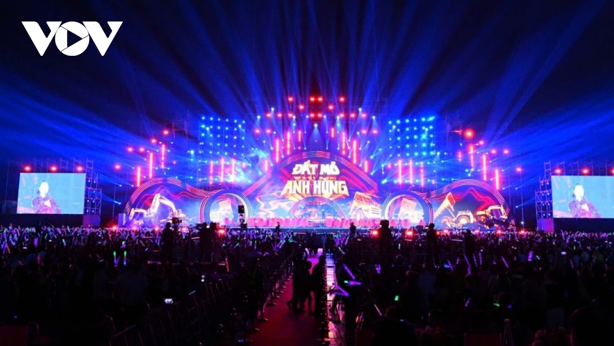 spectacular performances open 17th national radio festival in quang ninh picture 9
