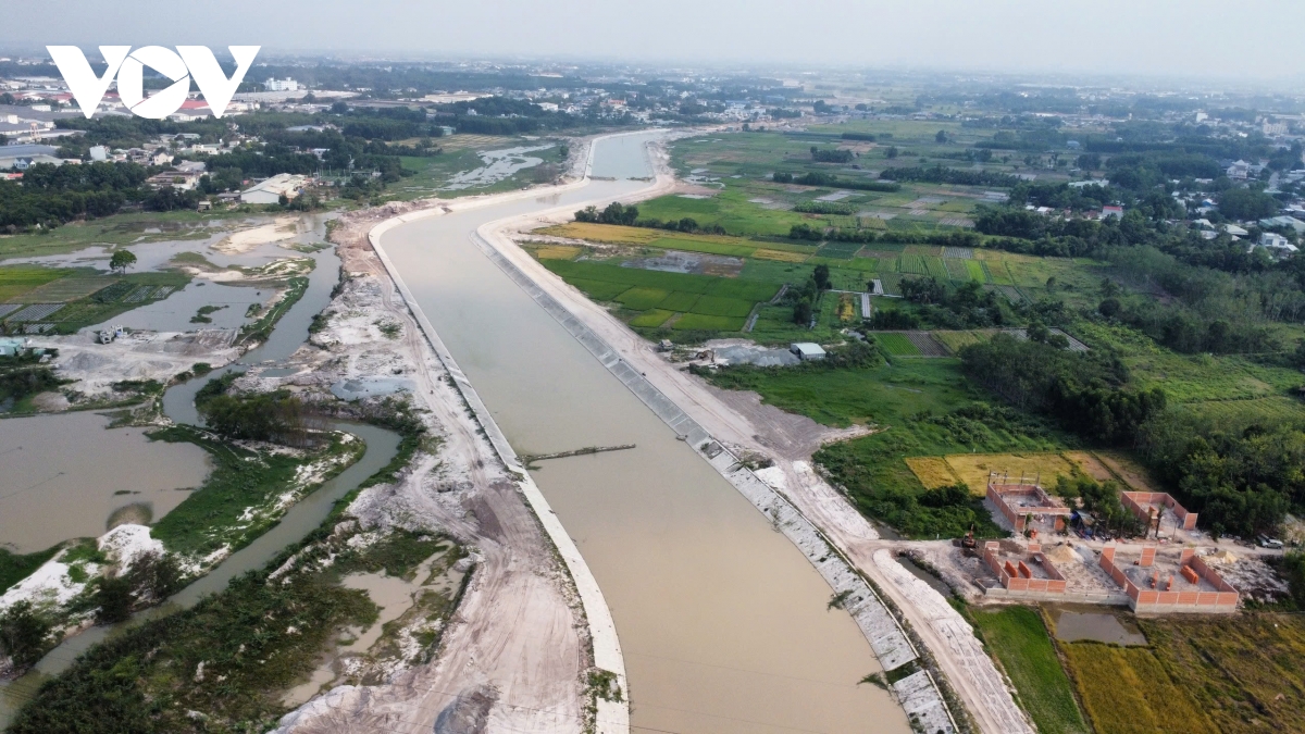 nguy co ngap sau neu suoi cai khong kip thong dong truoc mua mua hinh anh 1