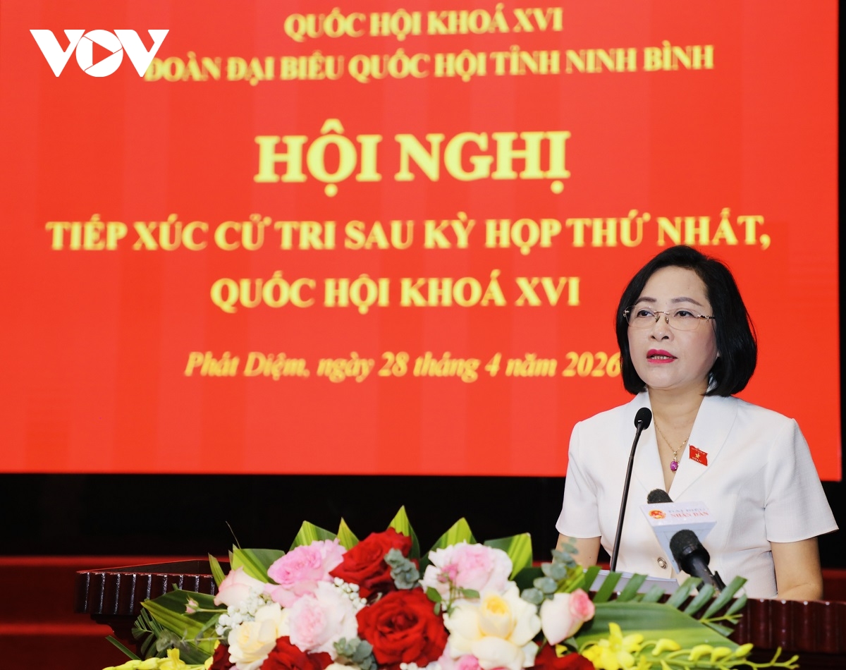 pho chu tich quoc hoi nguyen thi thanh tiep xuc cu tri tinh ninh binh hinh anh 3