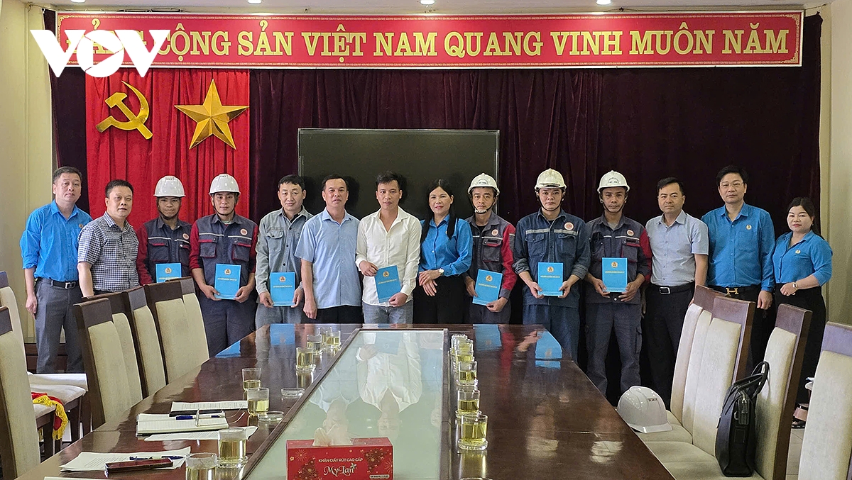 buoc ngoat cua hon 1.100 lao dong tai nha may gang thep lao cai hinh anh 3