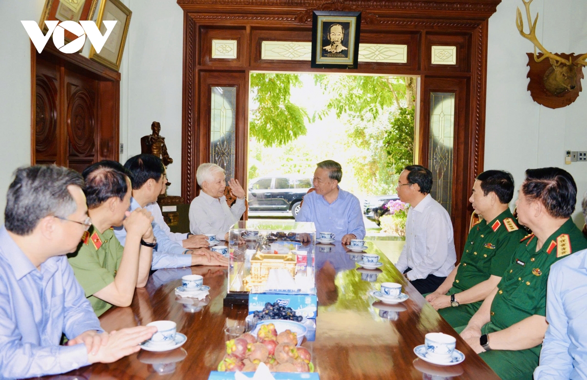 tong bi thu, chu tich nuoc to lam dang huong tai nghia trang liet si o tay ninh hinh anh 9