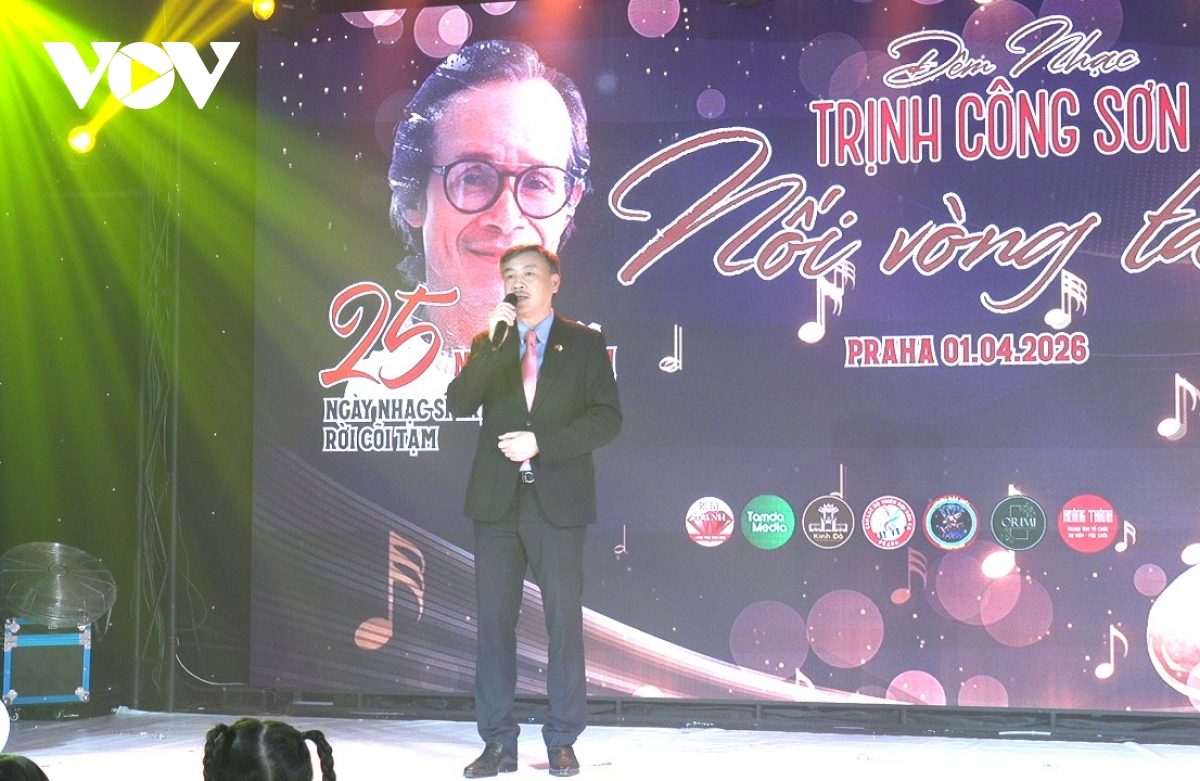 An tuong dem nhac trinh cong son noi vong tay lon ket noi cong dong tai sec hinh anh 2