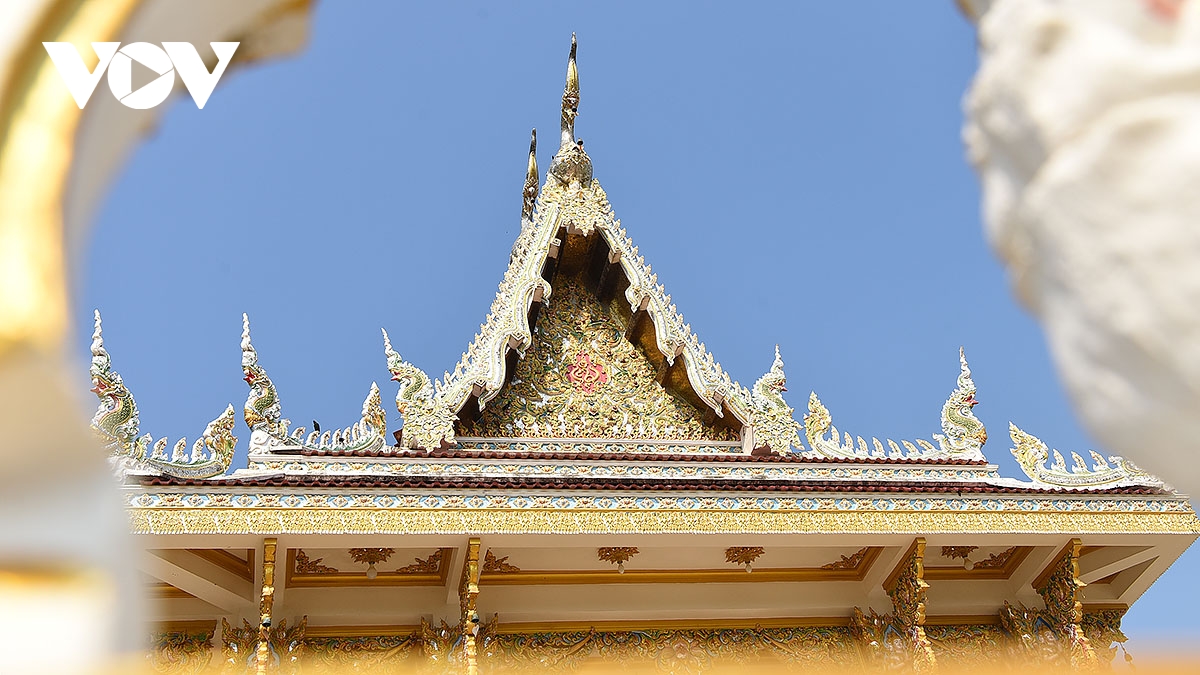 chiem nguong tuong phat khong lo tren nui o chua tham khao laem cua thai lan hinh anh 14