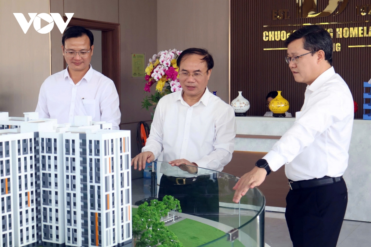 lanh dao bo xay dung de nghi Da nang day nhanh tien do xay dung nha o xa hoi hinh anh 2