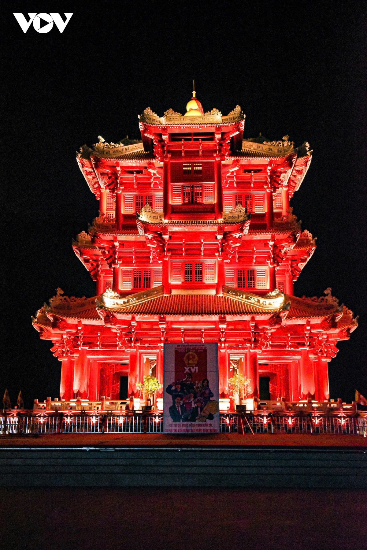 can canh thap chuong tay yen tu lung linh ve dem o bac ninh hinh anh 9