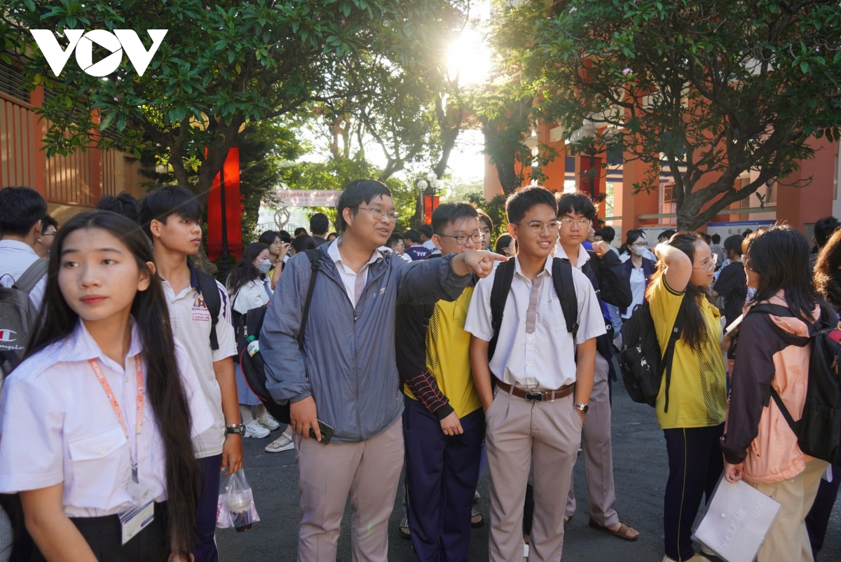 hon 137.000 thi sinh tham gia ky thi danh gia nang luc cua Dai hoc quoc gia tp.hcm hinh anh 2