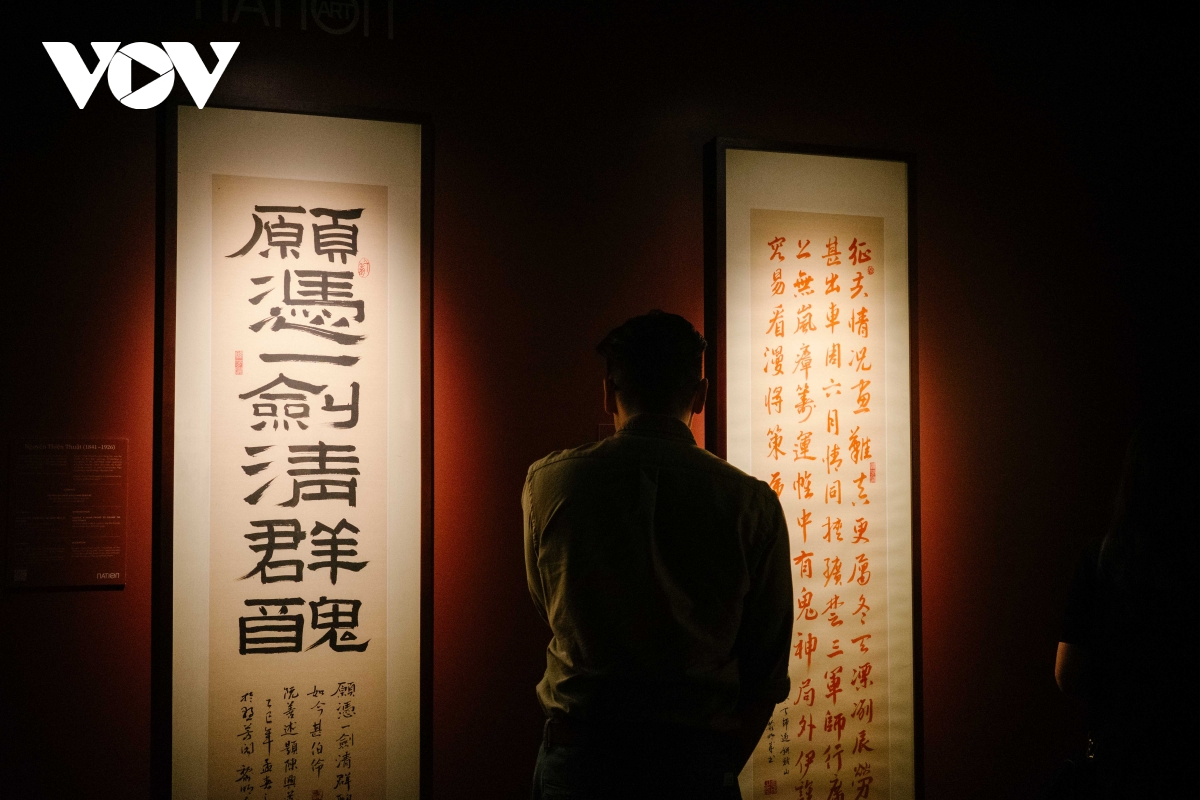 tho can vuong trong net but hoi sinh tinh than mot thoi dai bang thu phap hinh anh 7