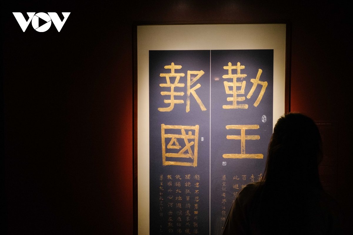 tho can vuong trong net but hoi sinh tinh than mot thoi dai bang thu phap hinh anh 8