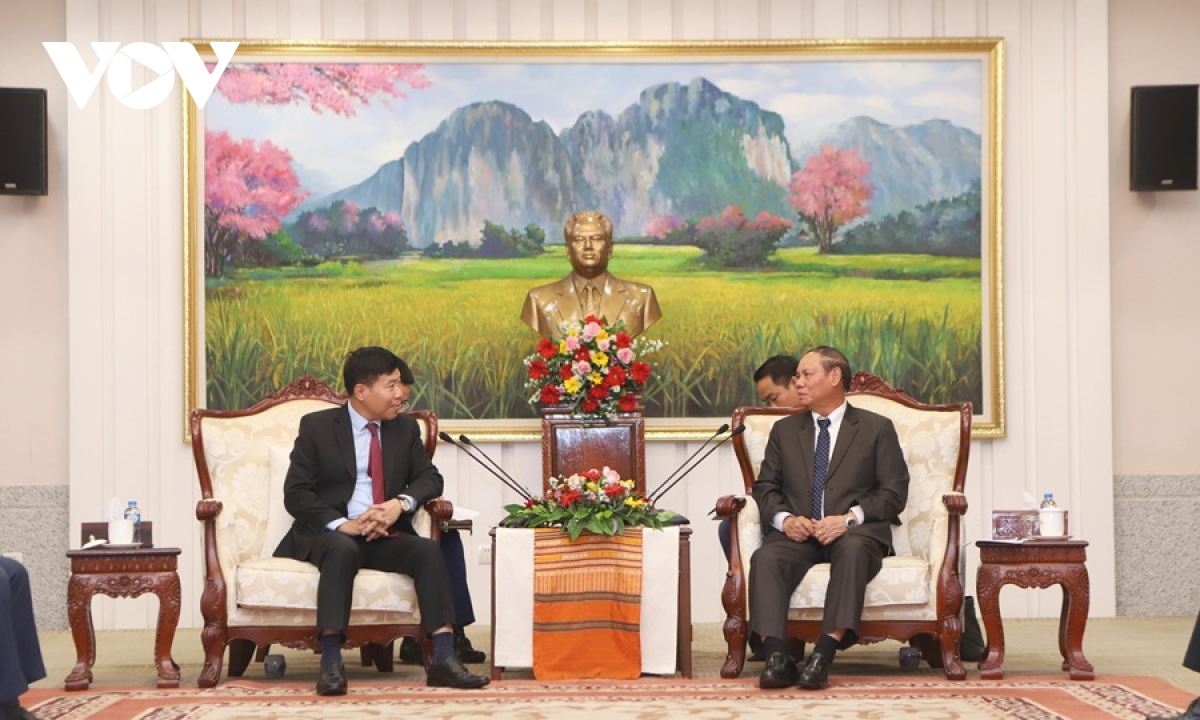 thu truong bo ngoai giao nguyen manh cuong tham va lam viec tai lao hinh anh 1