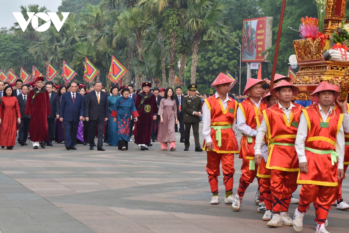 tong bi thu, chu tich nuoc to lam dang huong tuong niem cac vua hung hinh anh 5